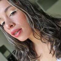 vella333's Offline XXX Chat