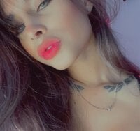 alessia_iris19's webcam live show