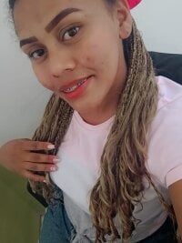 ebonyvagina18's webcam live show