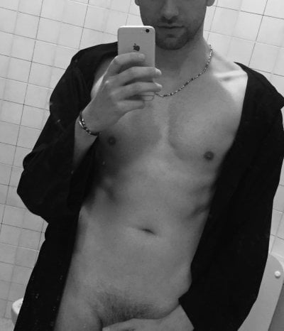 Leon_on_fire - Stripchat Boy 