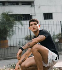muscle_tattos' Offline XXX Chat