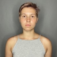 EmilyWallton's Offline Chat Room