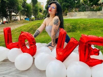 _Alaskamisa Female Latinfootfetish Live Cam Nude