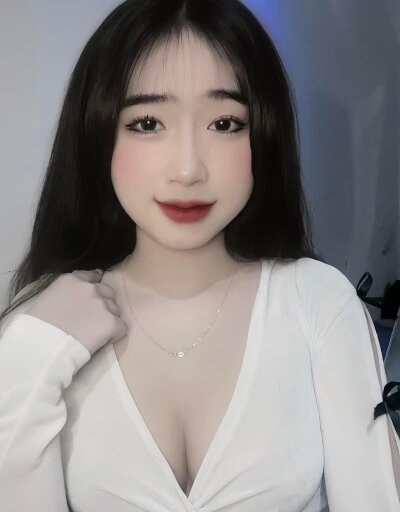 Jzinkute nude live cam