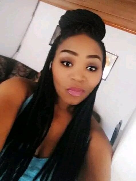 AfricanDoll15's Offline Chat Room