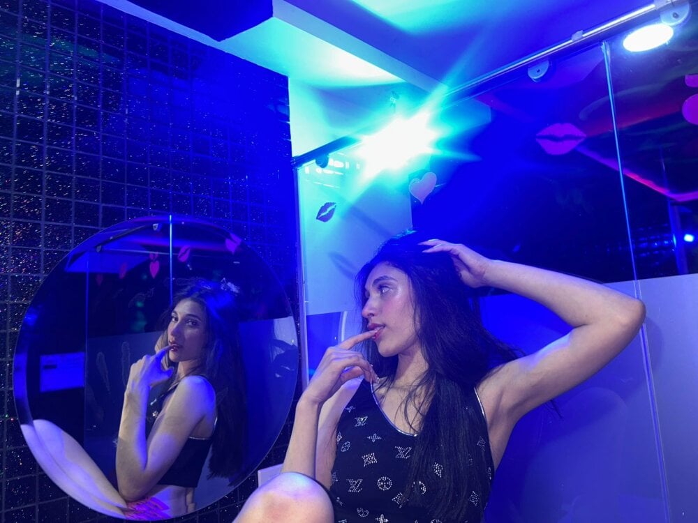 ambar_ross_t profile