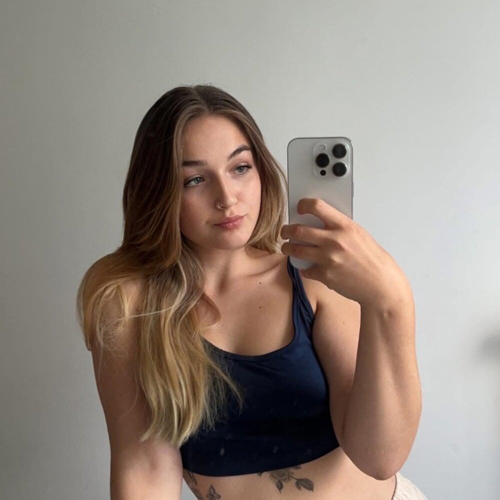 bestlivesexchat.com annewilsonn livesex profile in russian cams