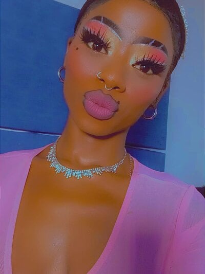 Ebonydollxx's Offline XXX Chat