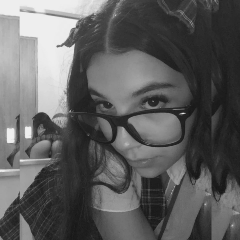 sleekcams.com mia__lopez_ livesex profile in small-tits cams