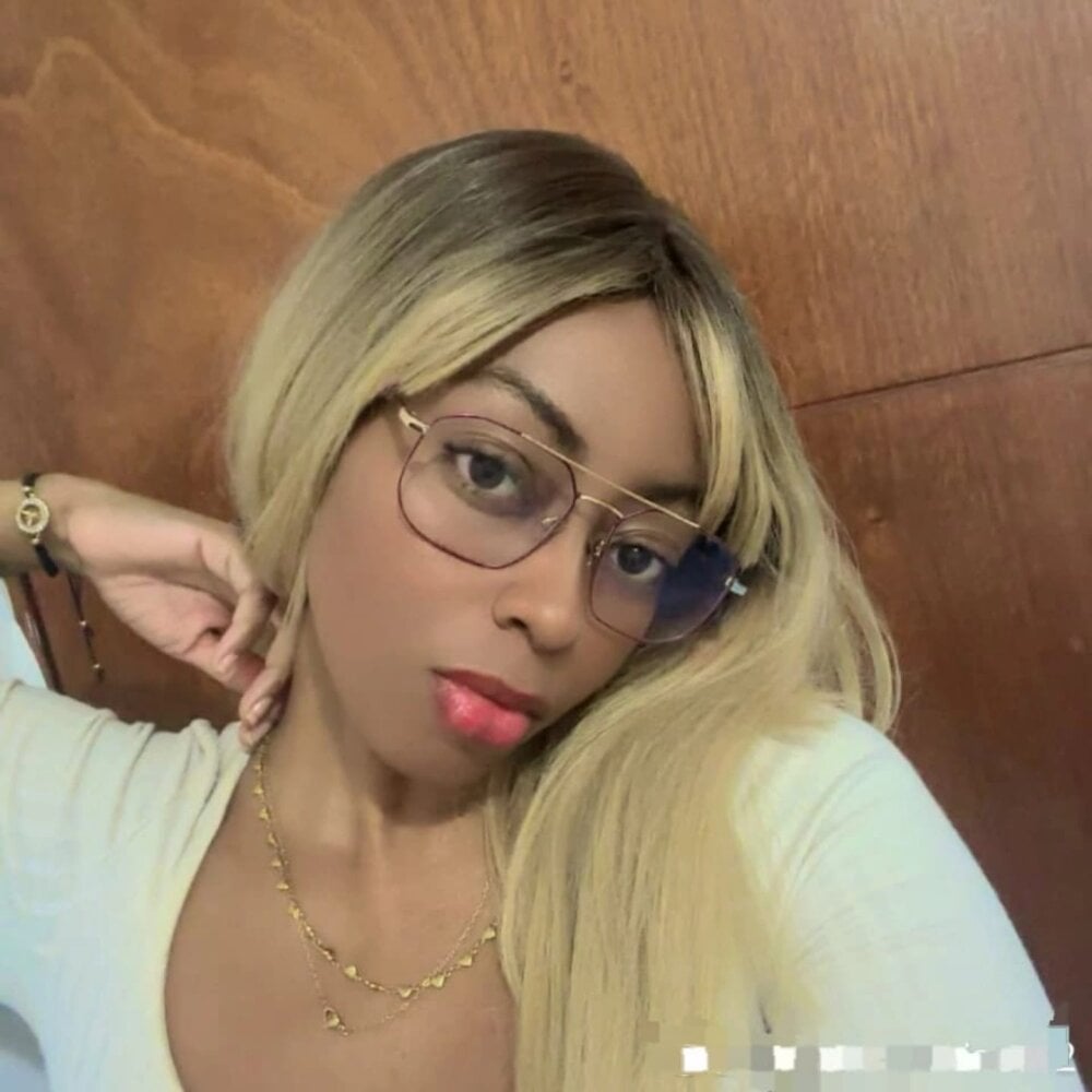 Abigail_Johnson02 profile