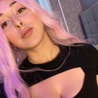 sugarbaby_lina's Offline Chat Room