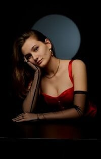 Nika_aa Adlı Modelin Canlı XXX Sohbeti