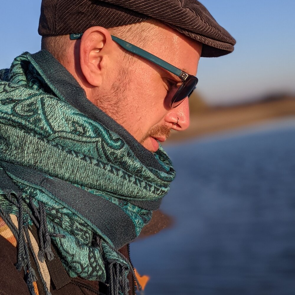 Redwood0000's Offline XXX Chat