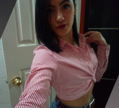 nataly_white20 from stripchat
