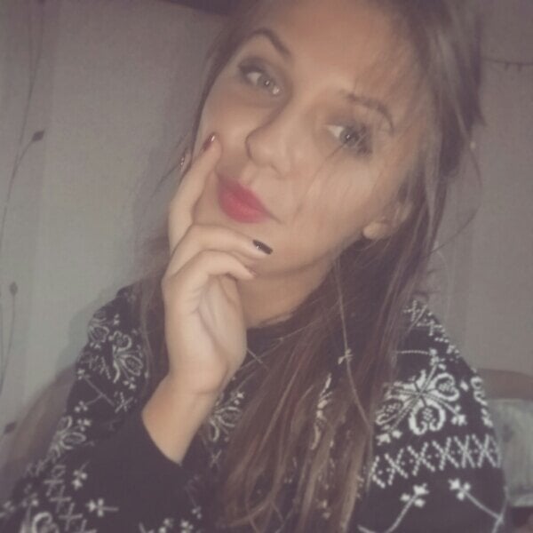 Live sex webcam photo for AloneQween #290085989