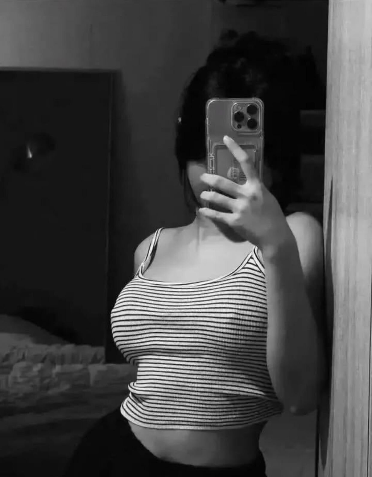 strip_couple24
