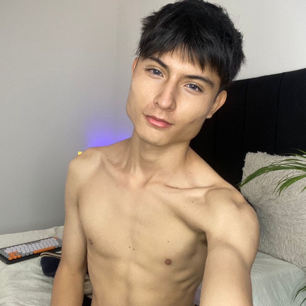 andrew_grant's Offline XXX Chat