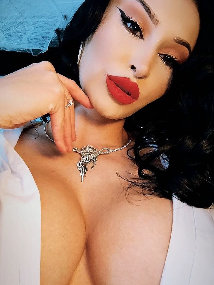 ChristineDavis 🚲 naked cam