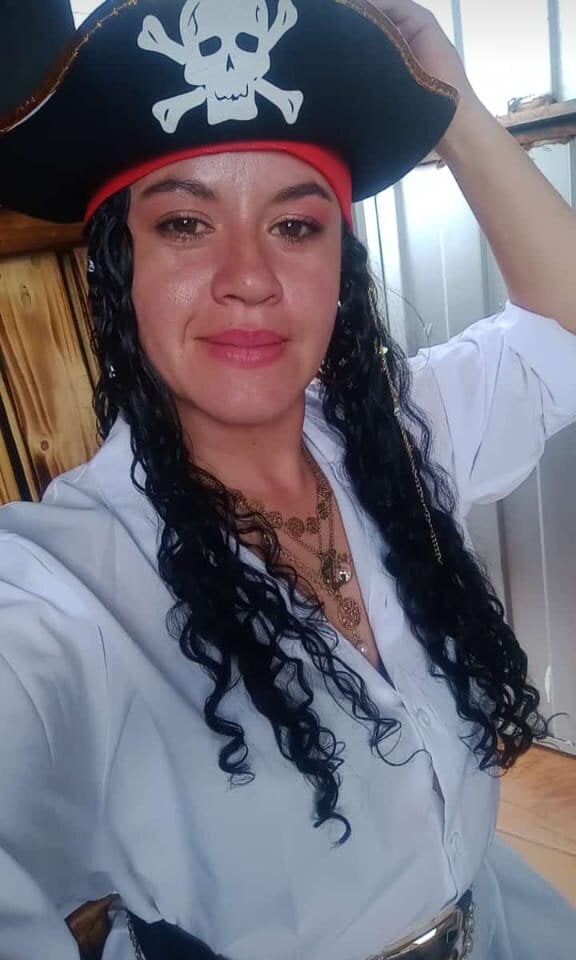 amiraroshen101cm profile
