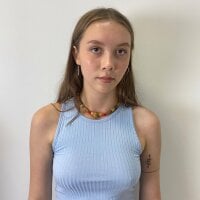MadelineGee's Offline Chat Room