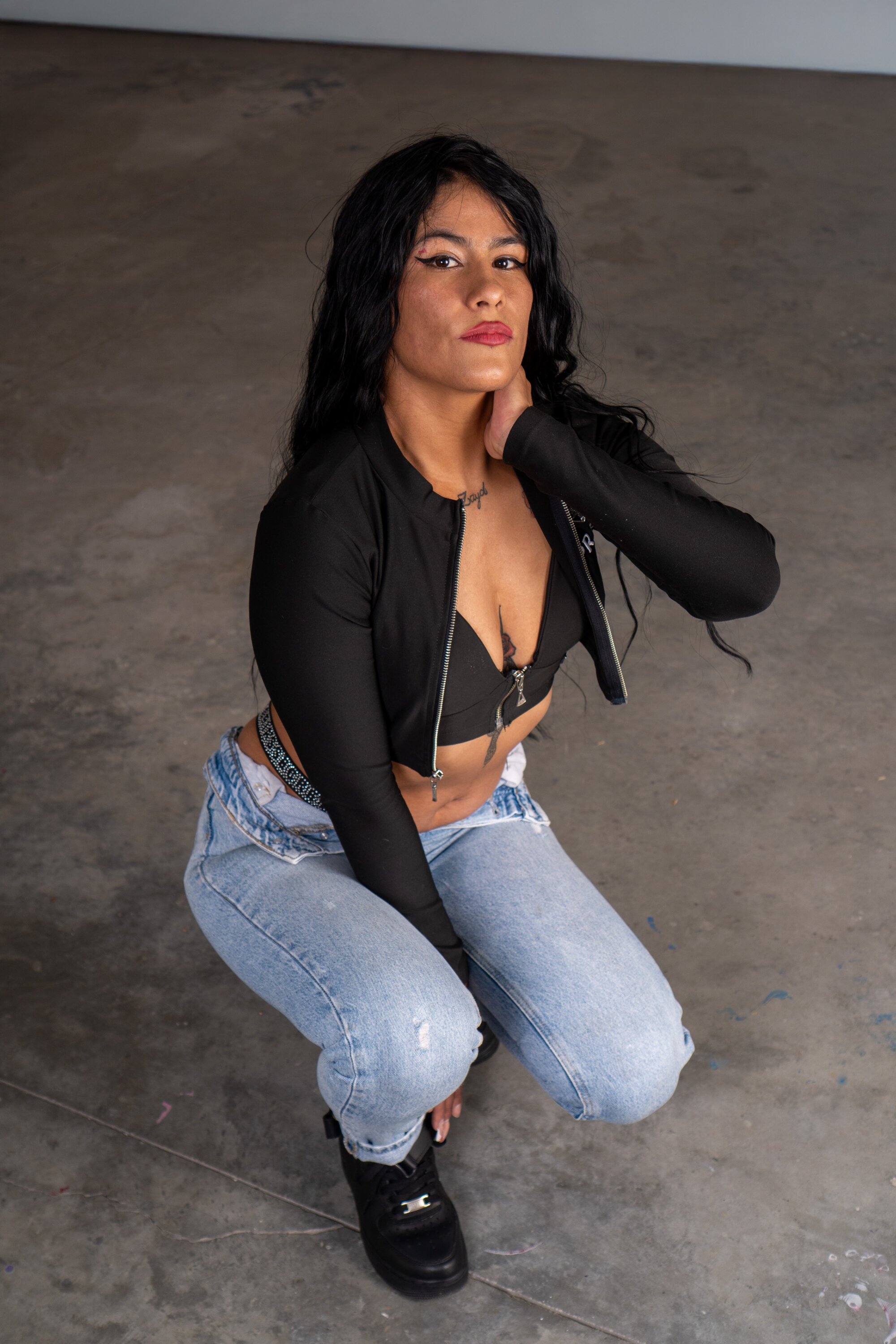 Aiilyn-2