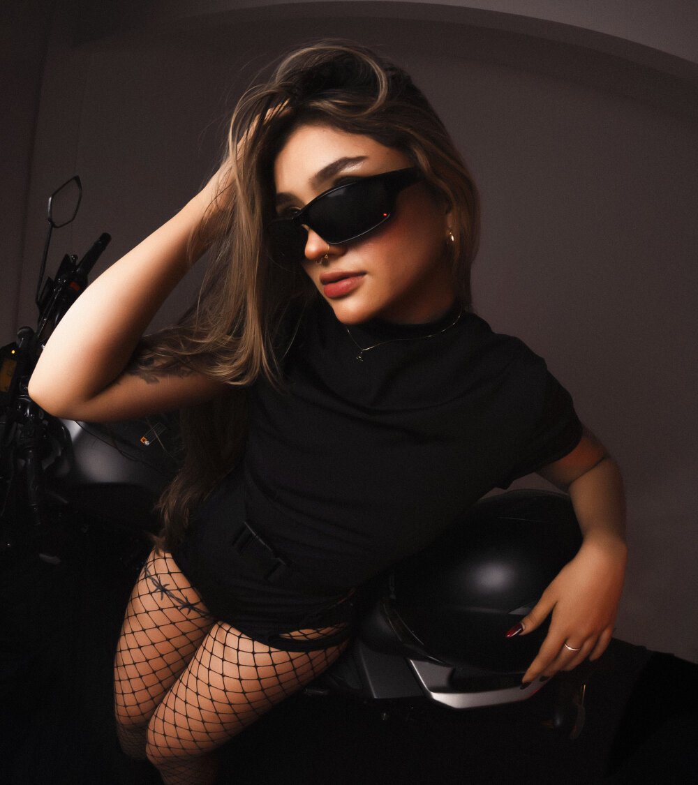 arianavillada from stripchat