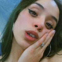 Cooraline__'s Offline Chat Room