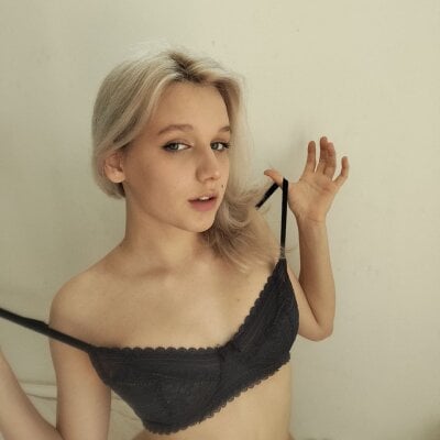 MeowthLilu - topless white