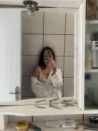 chelbyy's webcam live show