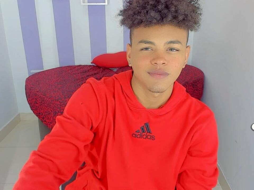 Sirblack_'s Offline Chat Room