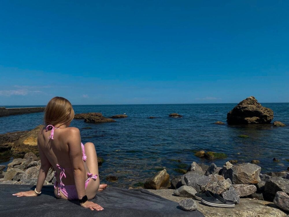livesex.fan little-girl05 livesex profile in daddys-penthouse cams