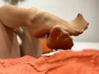NaughtyNylonFeet's webcam live show