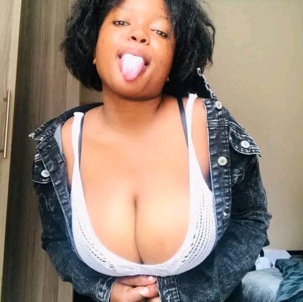 xcumgoddes25's Offline XXX Chat
