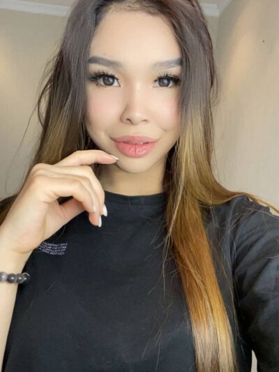 azirru 🖲 adult webcam chat