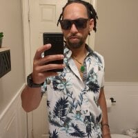 GRiZZLYBONE's webcam live show