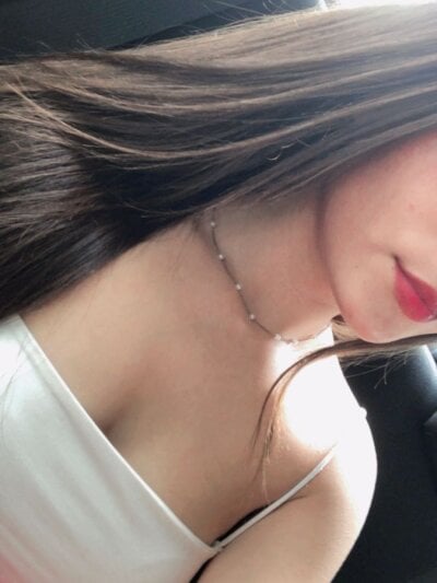 Dazzling__ira on StripChat