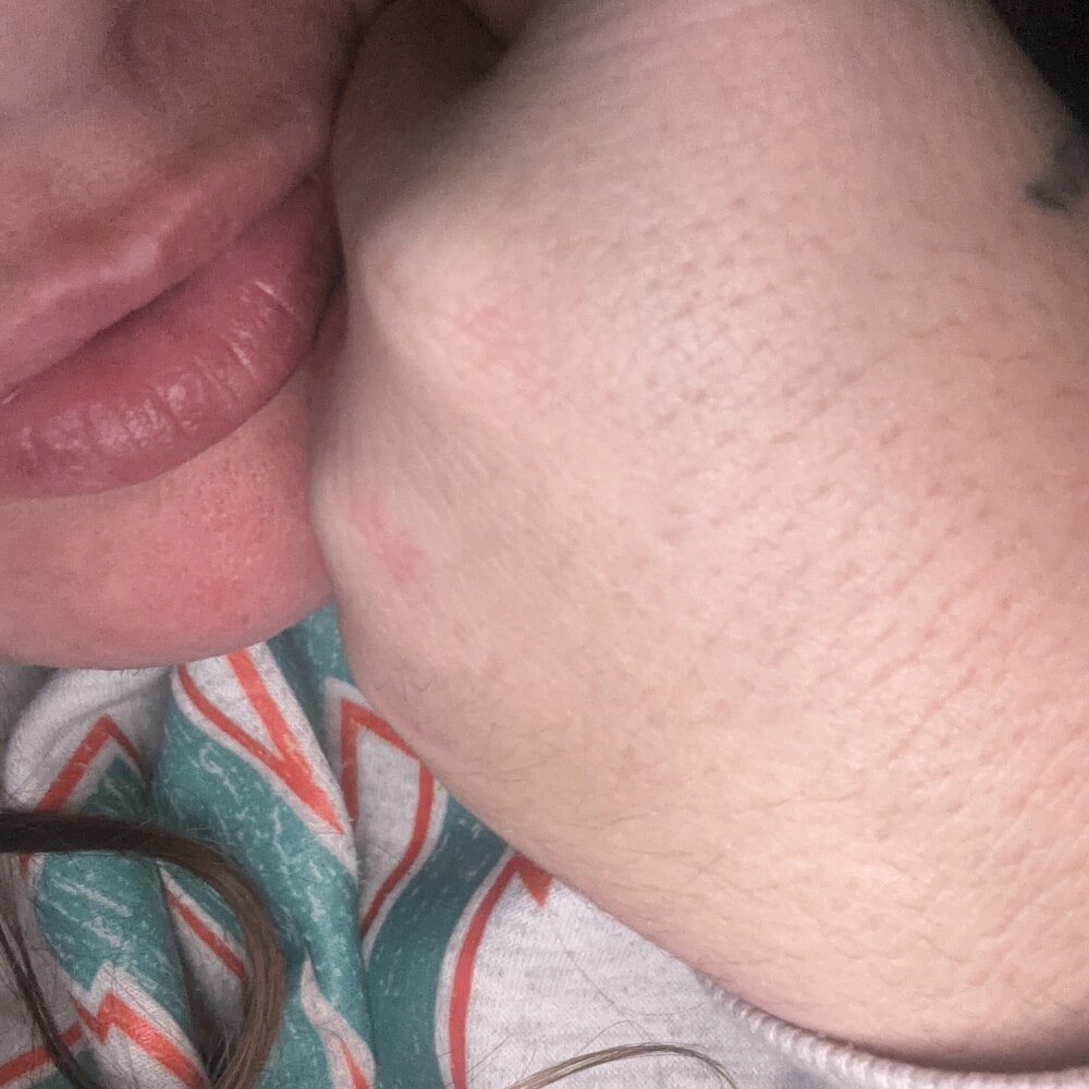 stripchat grippysocks20333 webcam profile pic via livestrip-joy.com