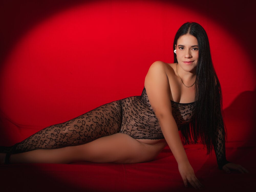 iluvcams.com cloesannz livesex profile in in-the-witches-forest cams