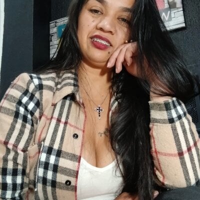 fist_ass_ from stripchat