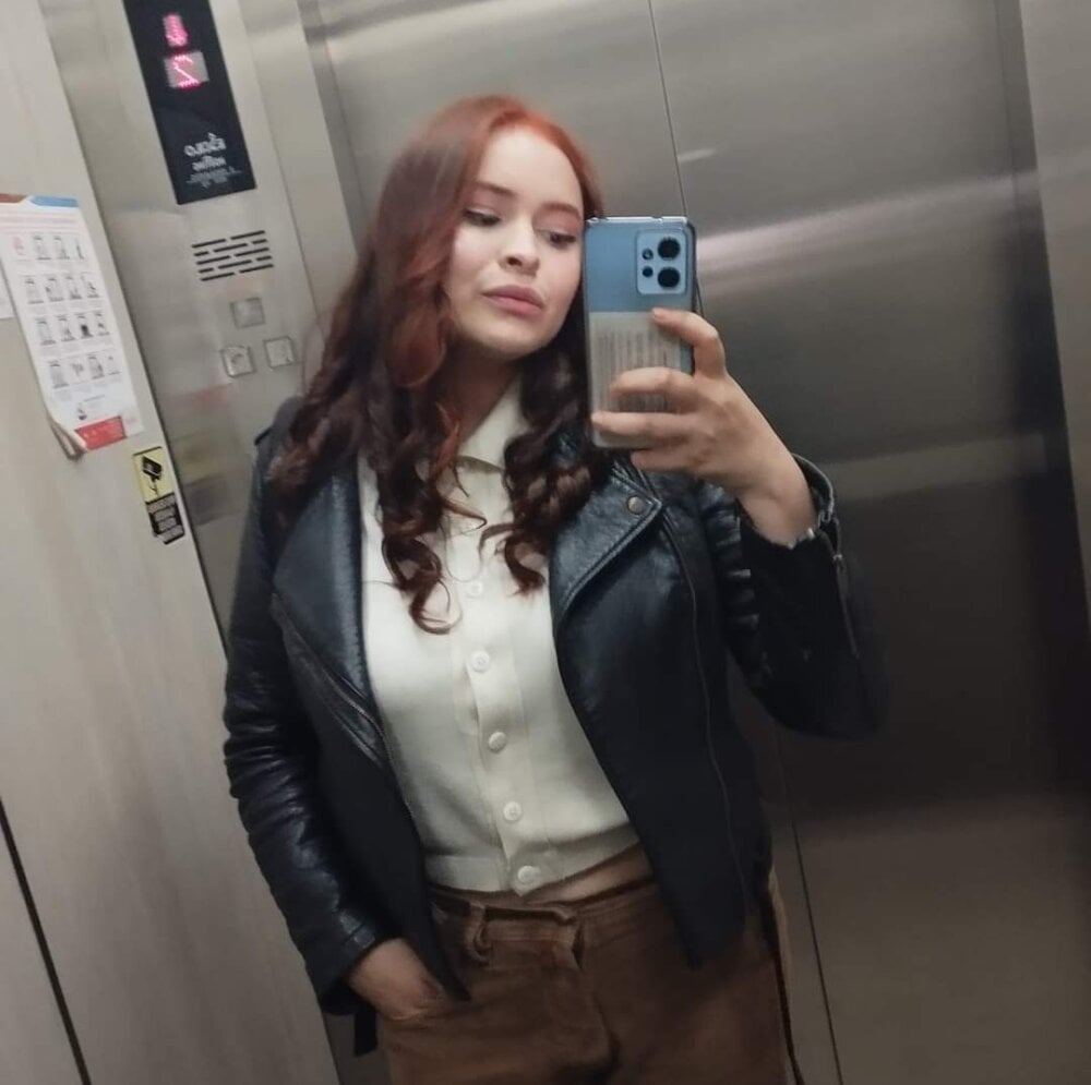 cheapadultsexcams.com tenten___ livesex profile in straight-from-the-stars cams