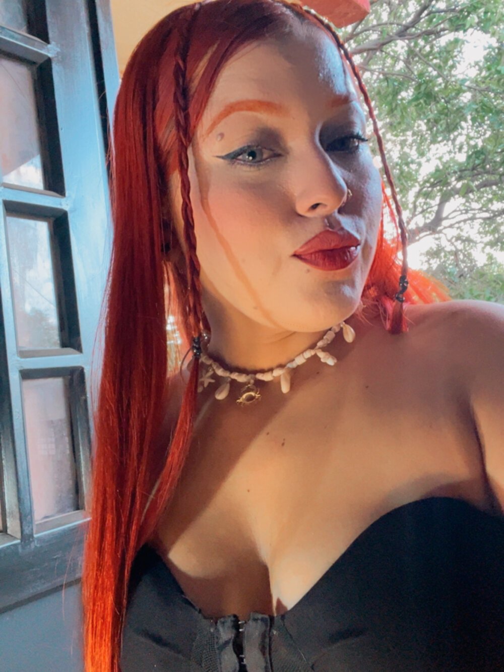 goddess_naughty from stripchat