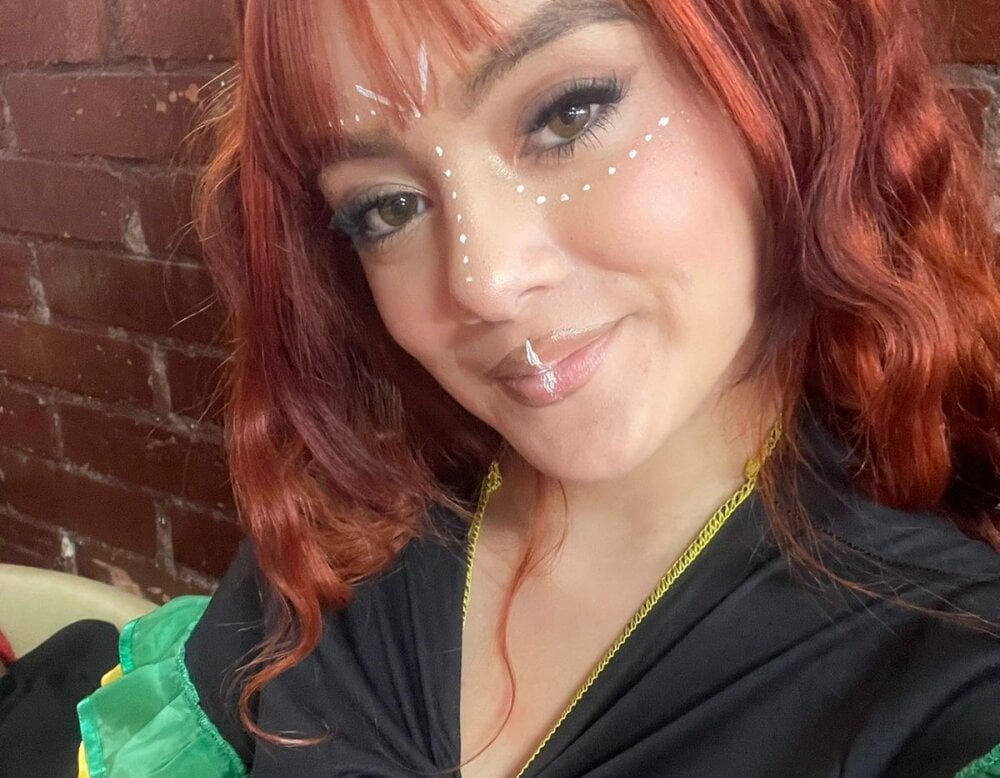 onaircams.com aine_collins_ livesex profile in granny cams