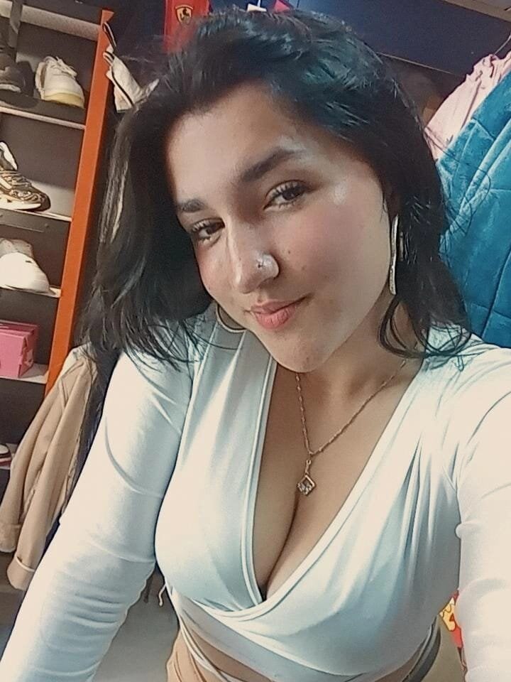 Live sex webcam photo for Lilit_b #289198871