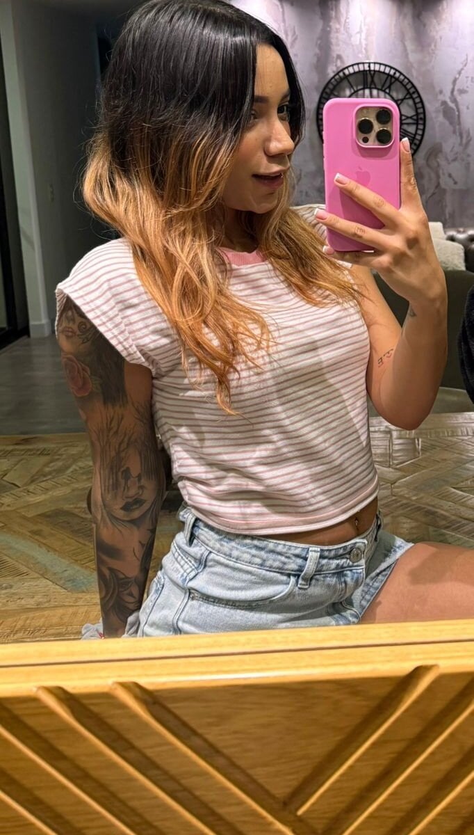 miaflame_ from stripchat