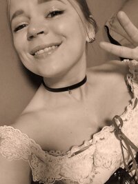 Melissa_Gerani's Offline XXX Chat
