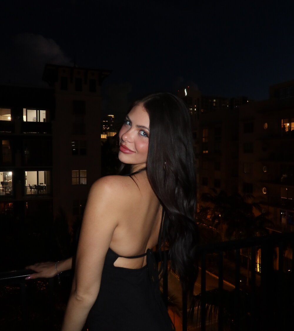 6livesex.com indy_x livesex profile in white-hair cams