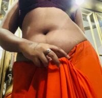 Hotjuli25's webcam live show