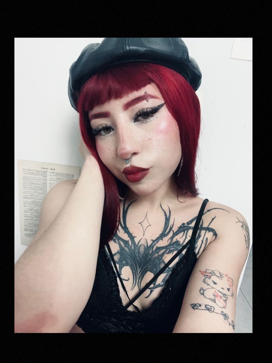 carolina_17- from stripchat