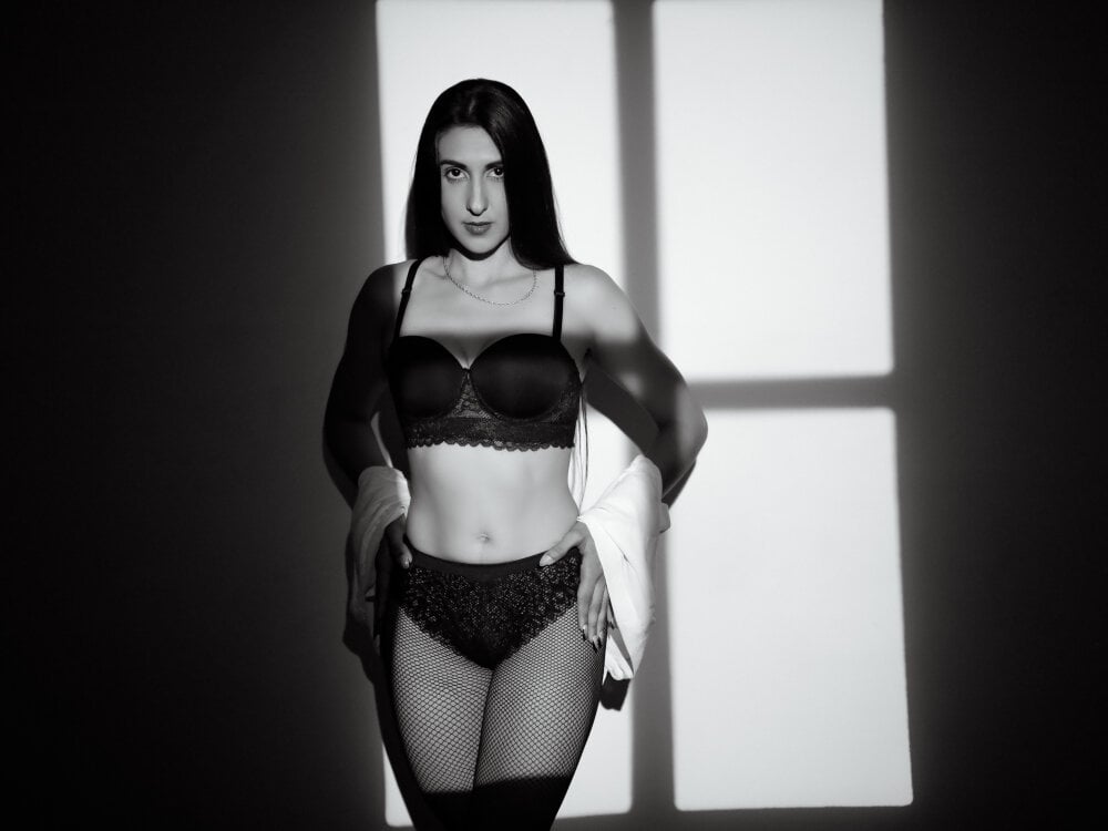 SalomeRios__ profile