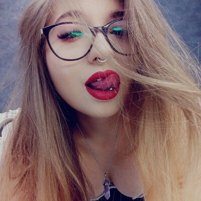 ArielBurn - Stripchat Girl 